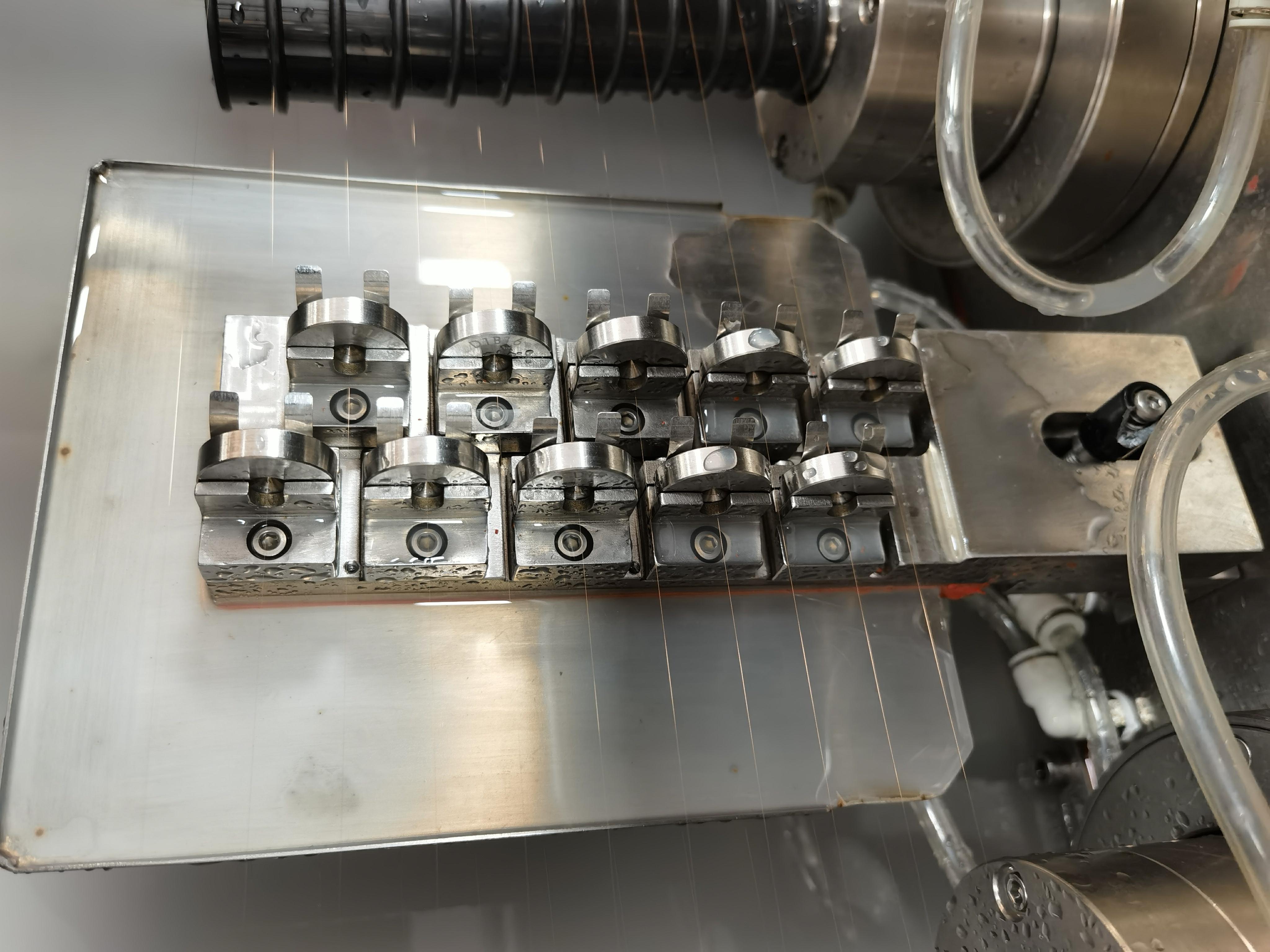 MX-21M   貴金屬微拉絲機